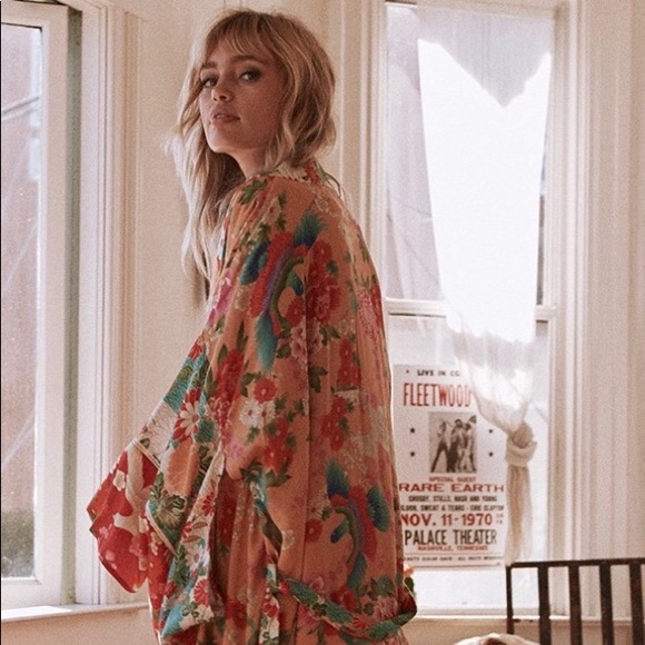 Spell Delilah Patchwork Maxi Kimono in Ruby - Picture 4 of 5